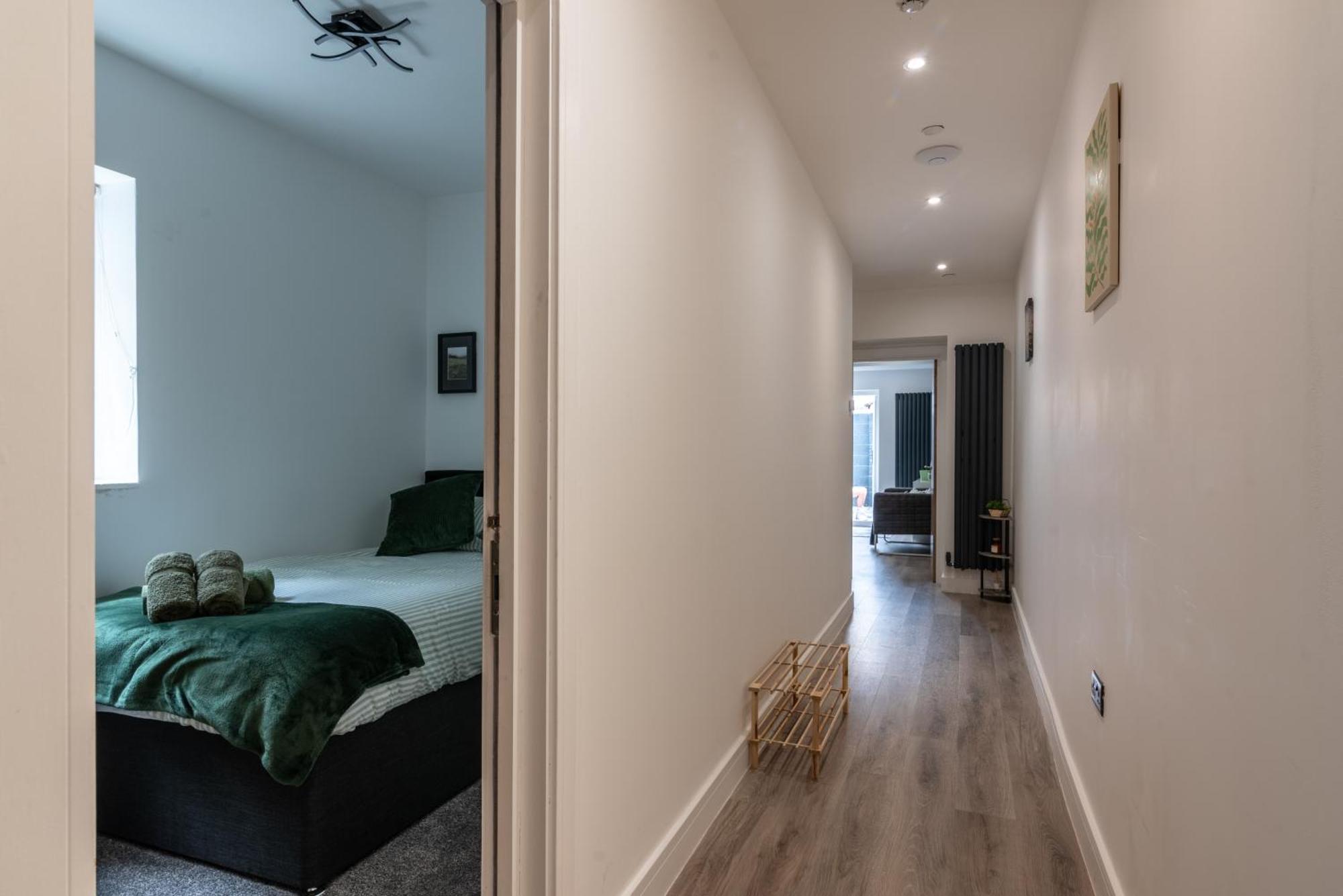 Luxury Apartments In Cardiff City Centre Экстерьер фото