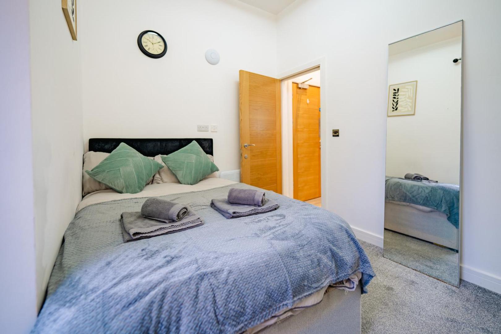 Luxury Apartments In Cardiff City Centre Экстерьер фото
