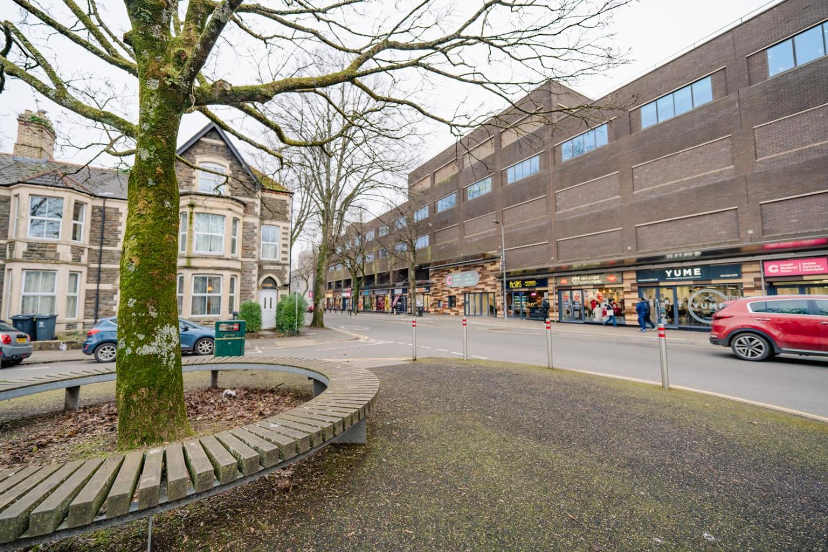Luxury Apartments In Cardiff City Centre Экстерьер фото