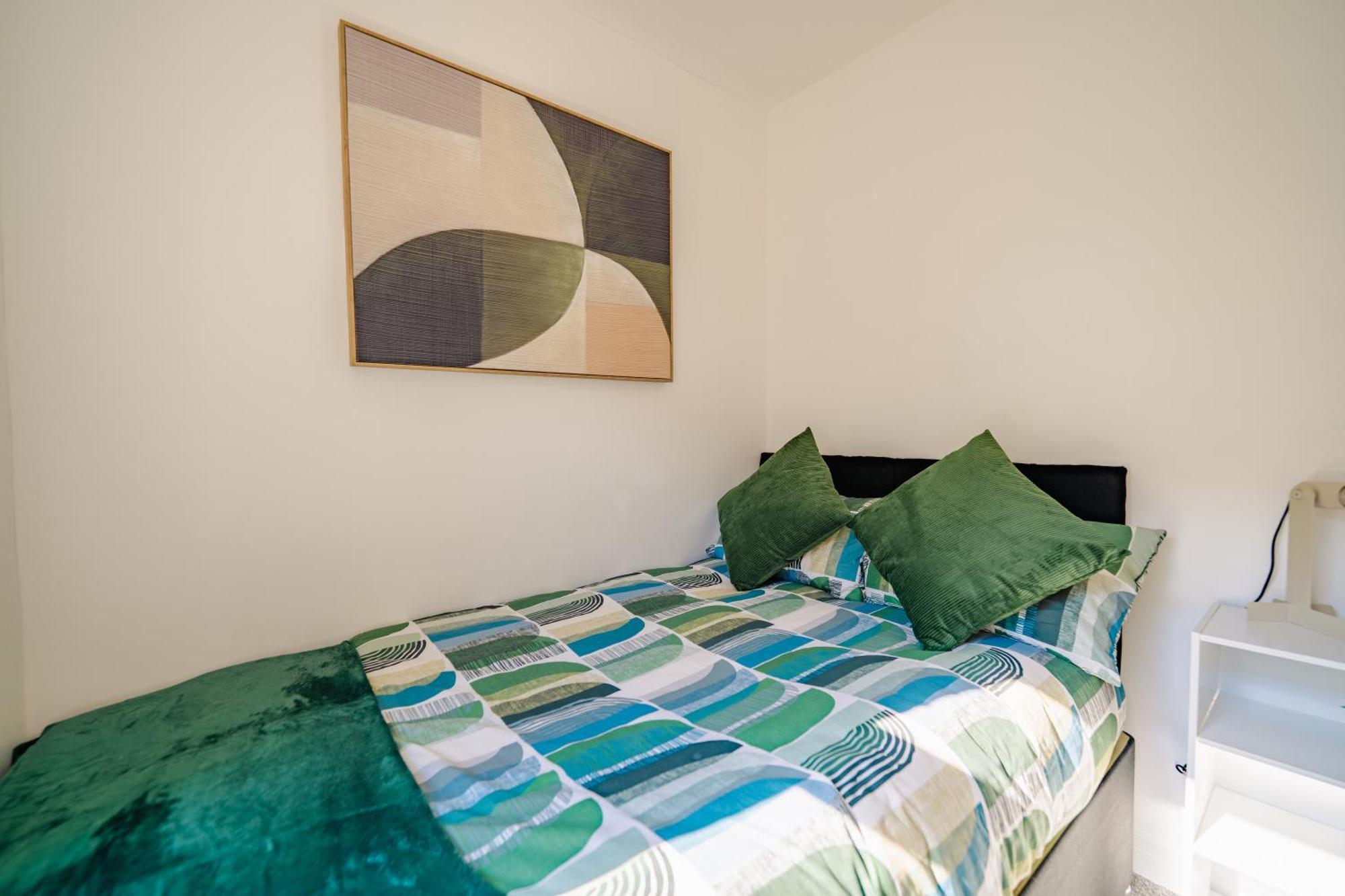 Luxury Apartments In Cardiff City Centre Экстерьер фото
